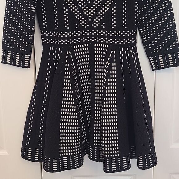 Top Shop Geometric Pattern Fit And Flare Knitted Mini Dress Black White Size US8 - Picture 11 of 14